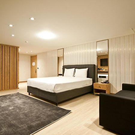 Hotel Xloft à Istambul Extérieur photo