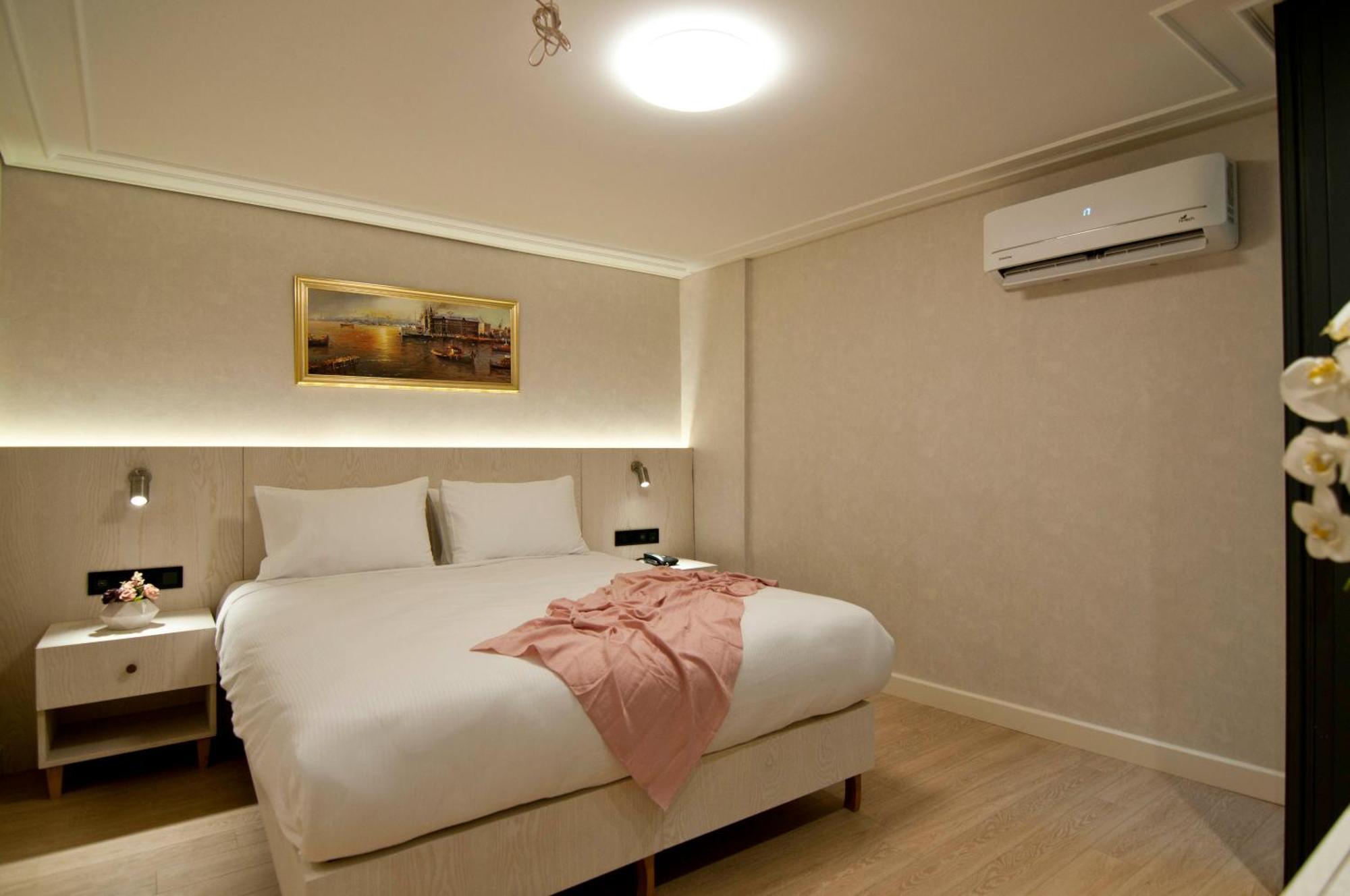 Hotel Xloft à Istambul Extérieur photo
